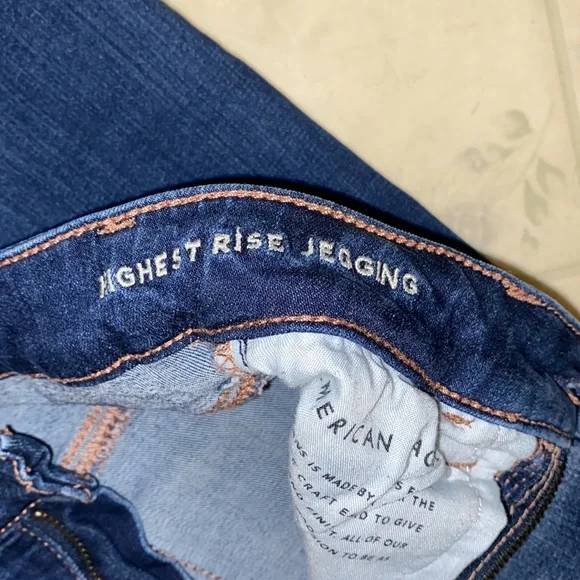5/$25 AMercian Eagle highest rise jegging - Picture 5 of 6